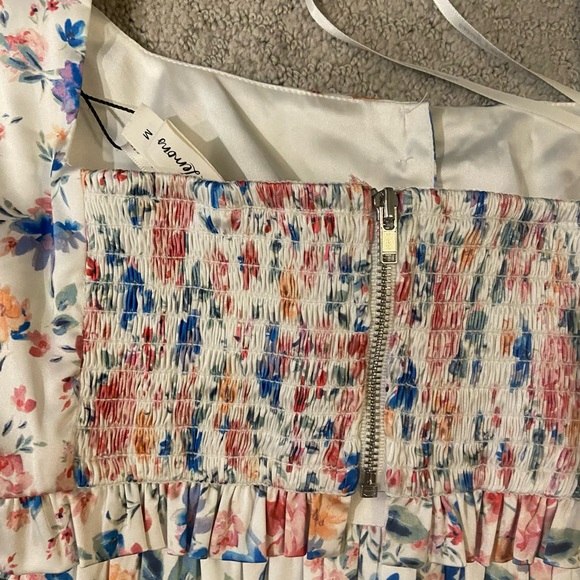 NWT- FL&L Juliet Set- Skirt (M), Top (S), Thong (S) & Bra (32DD)- Festivals - Picture 12 of 15